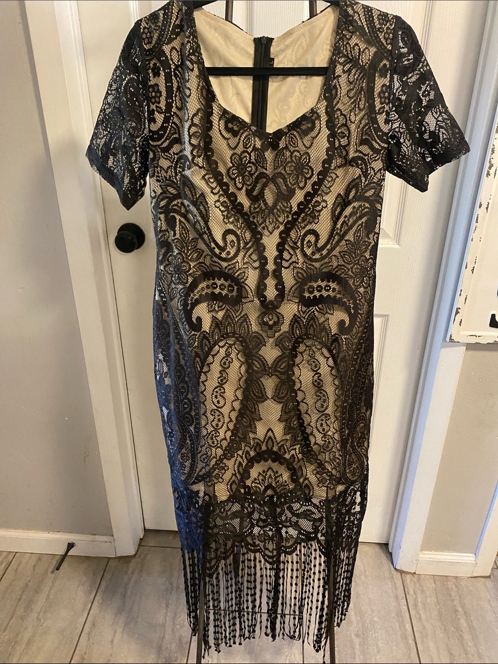 Elegant evening dress lace over beige interior lining Size L